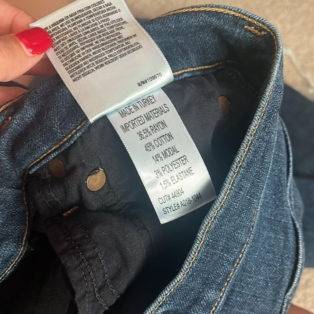 “AGOLDE- High Rise Jeans size 26” - Picture 10 of 10